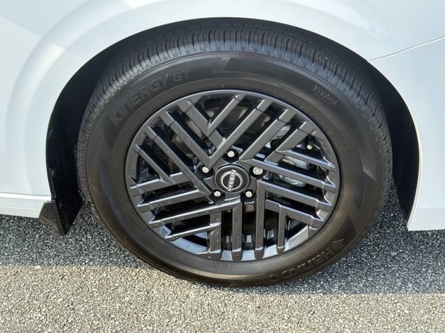 Certified 2026 Nissan Sentra SV w/ SV Convenience Package FWD image 19