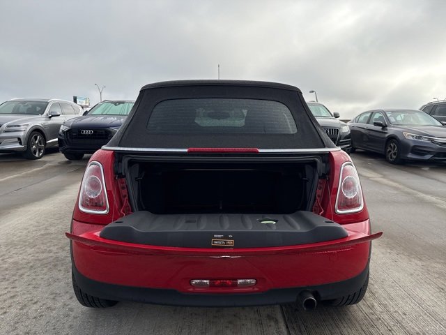 Used 2015 MINI Cooper Convertible image 9