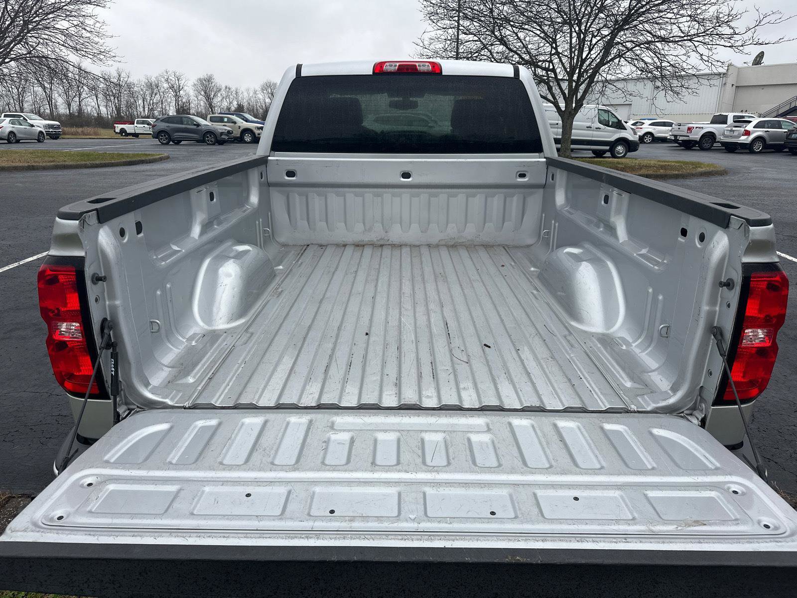 Used 2018 Chevrolet Silverado 1500 Custom w/ Custom Value Package image 16