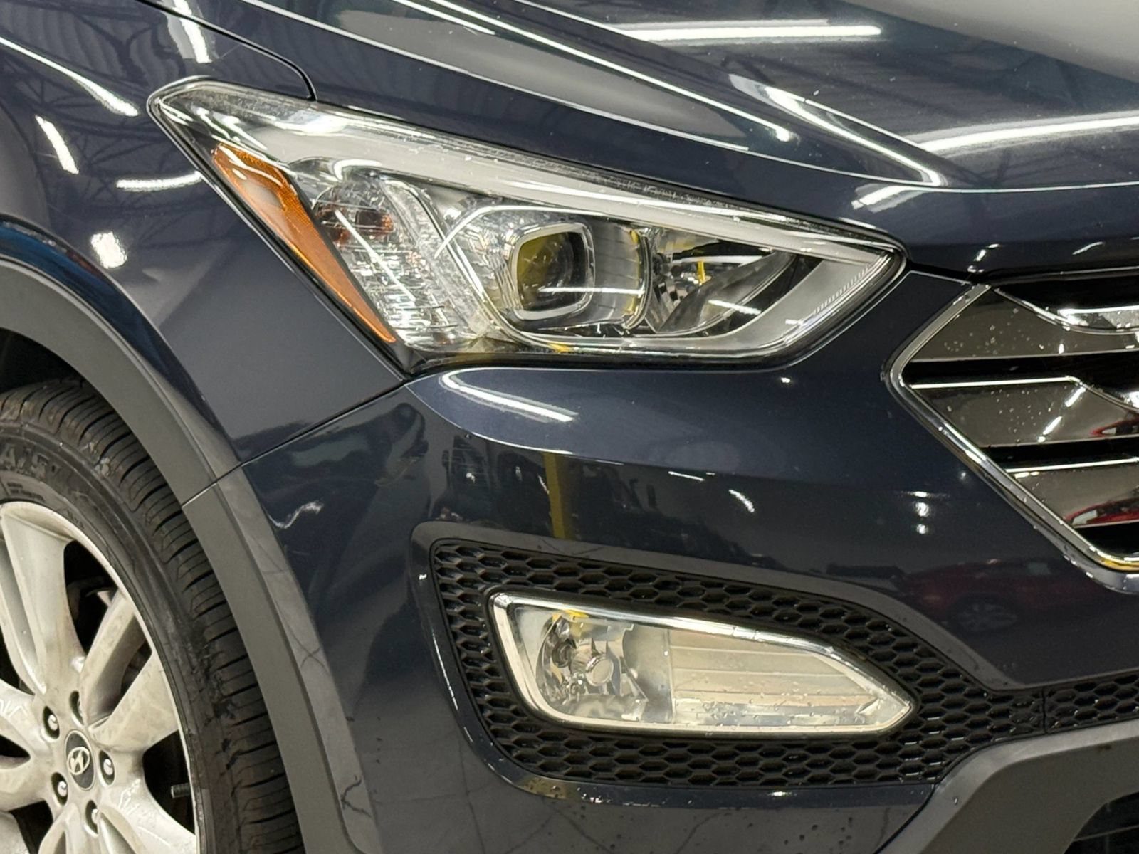 Used 2014 Hyundai Santa Fe Sport 2.0T w/ Navigation Package 06 FWD image 6