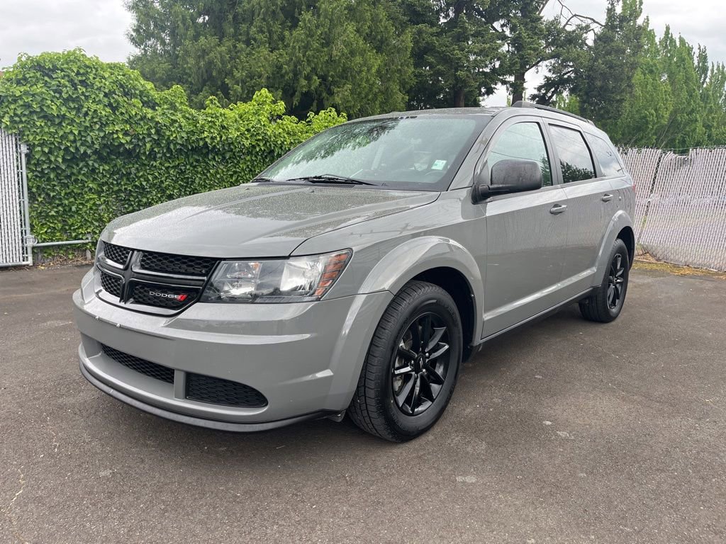 Used 2020 Dodge Journey SE w/ SE Popular Equipment Group FWD image 3