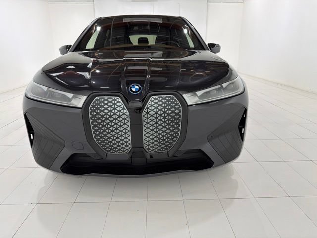 Certified 2024 BMW iX xDrive50 w/ Sport Package AWD/4WD image 8