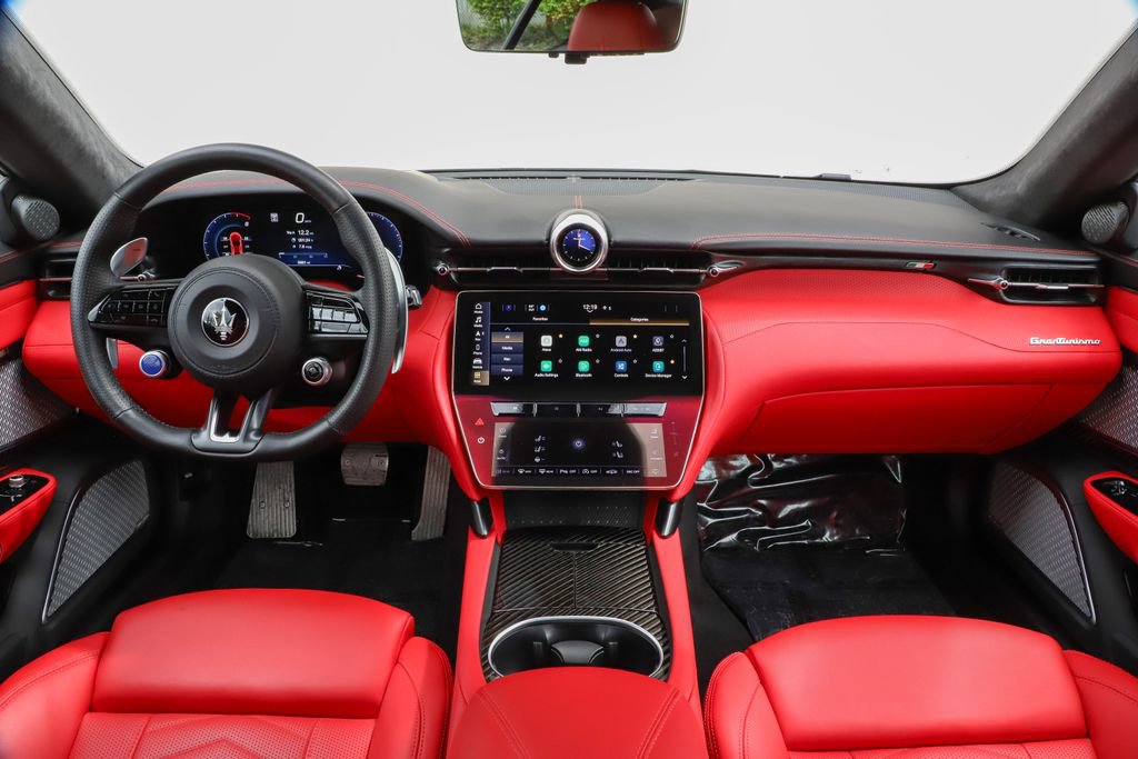 Used 2024 Maserati GranTurismo Trofeo AWD/4WD image 2