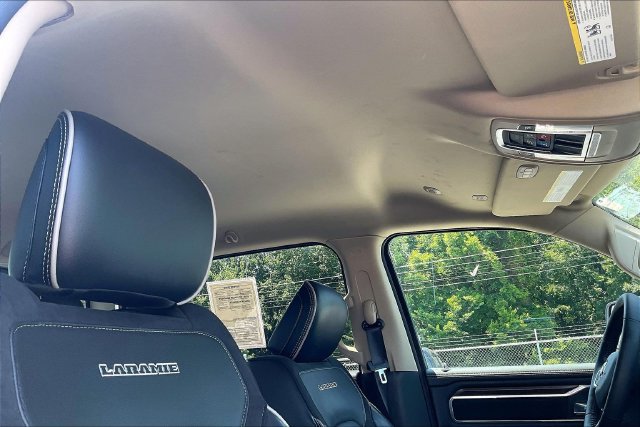 Used 2021 RAM 1500 Laramie AWD/4WD image 27