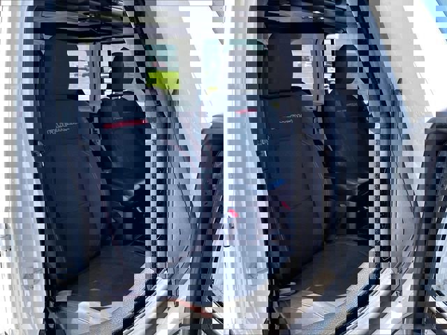 Used 2018 Jeep Wrangler Unlimited Rubicon w/ Dual Top Group AWD/4WD image 11