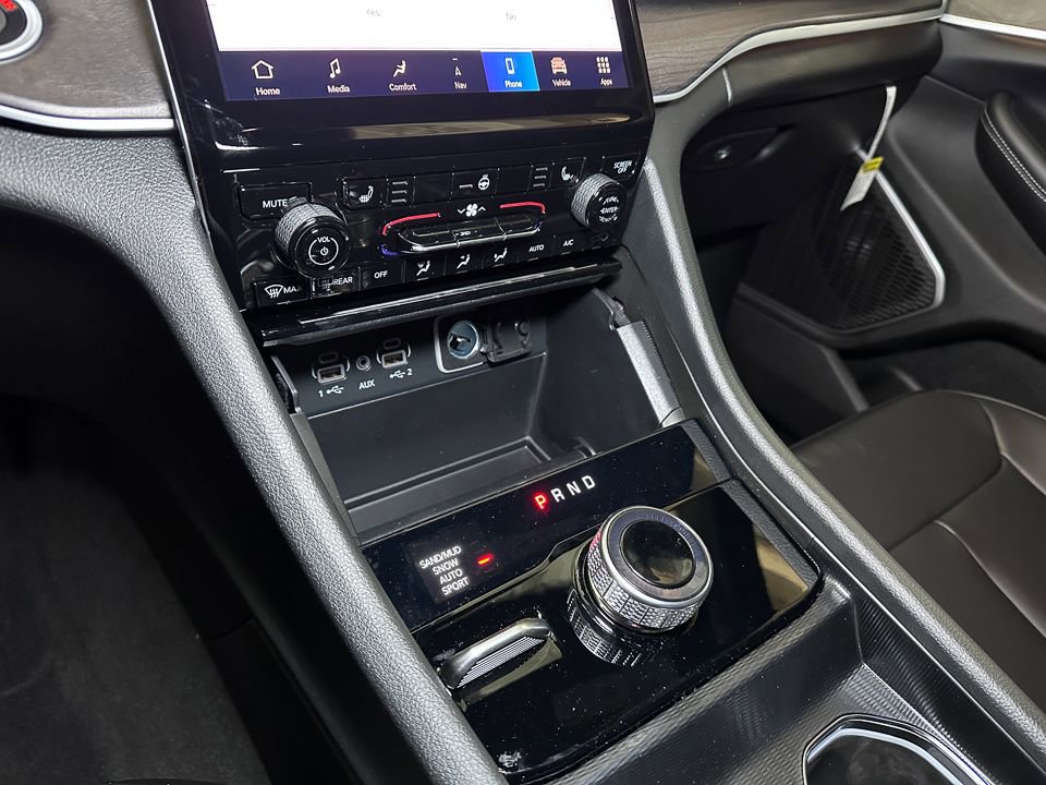 New 2025 Jeep Grand Cherokee Limited image 28