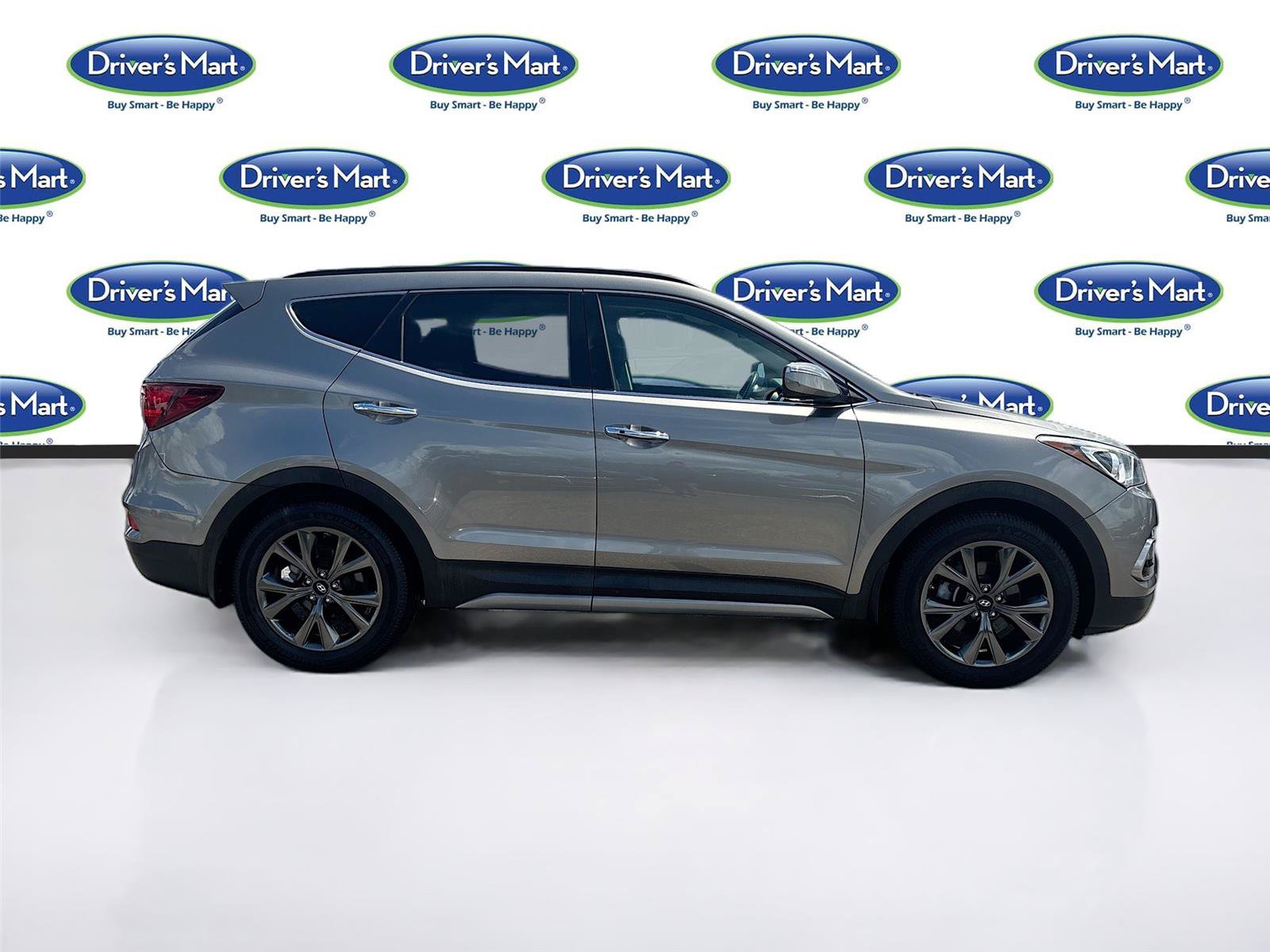 Used 2017 Hyundai Santa Fe Sport w/ Cargo Package AWD/4WD image 8