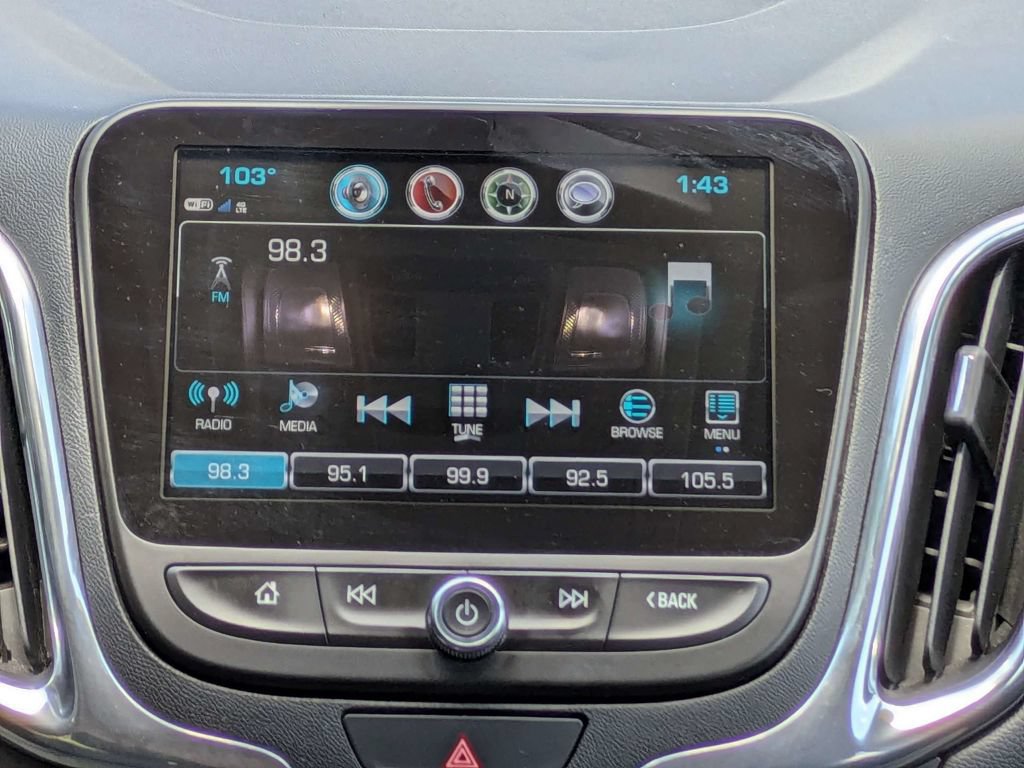 Used 2018 Chevrolet Equinox LT w/ Sun & Infotainment Package AWD/4WD image 18