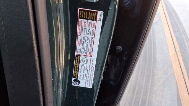 Used 2025 Nissan Pathfinder SL image 37