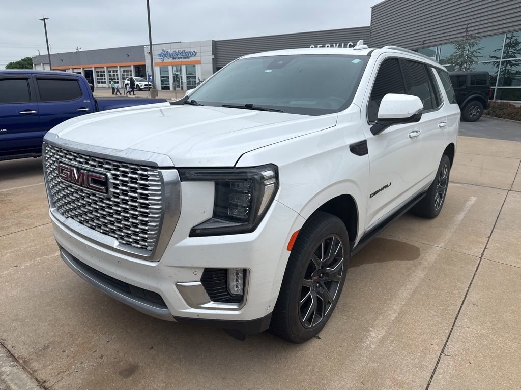 Used 2023 GMC Yukon Denali w/ Denali Reserve Package AWD/4WD image 2
