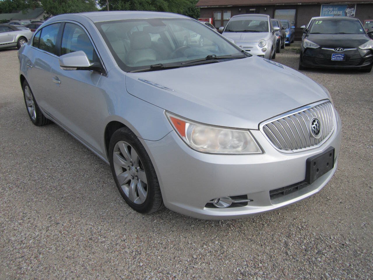 Used 2010 Buick LaCrosse CXL w/ Luxury Package FWD image 2