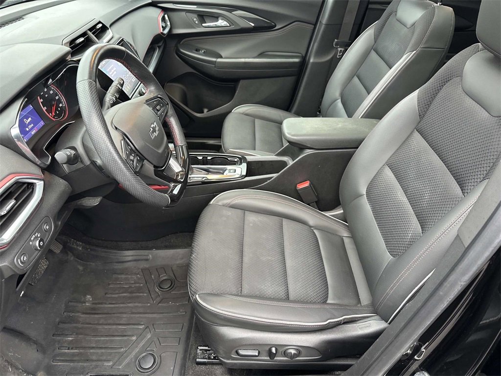 Used 2022 Chevrolet TrailBlazer RS w/ Sun and Liftgate Package image 20