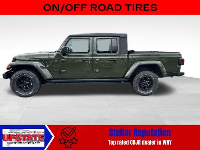 Used 2022 Jeep Gladiator Sport image 4