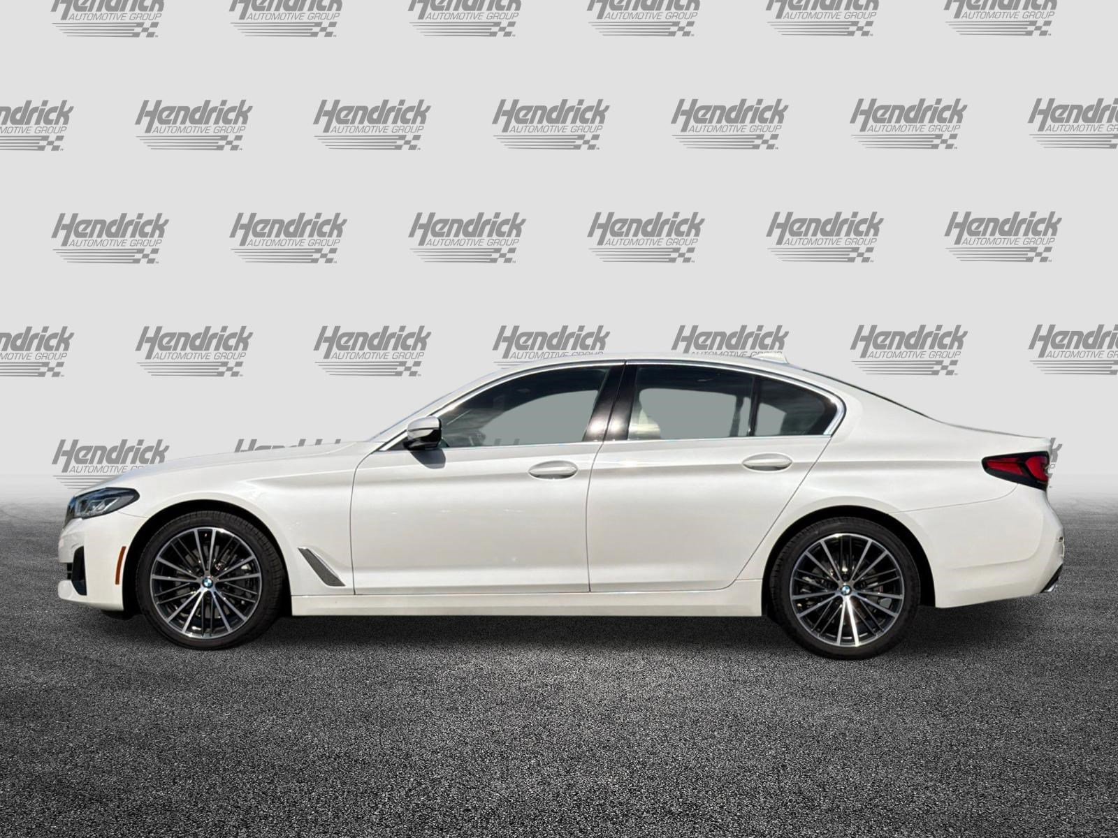 Used 2023 BMW 530i w/ Premium Package image 8