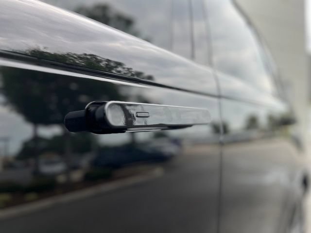 Used 2024 Land Rover Range Rover SE AWD/4WD image 7