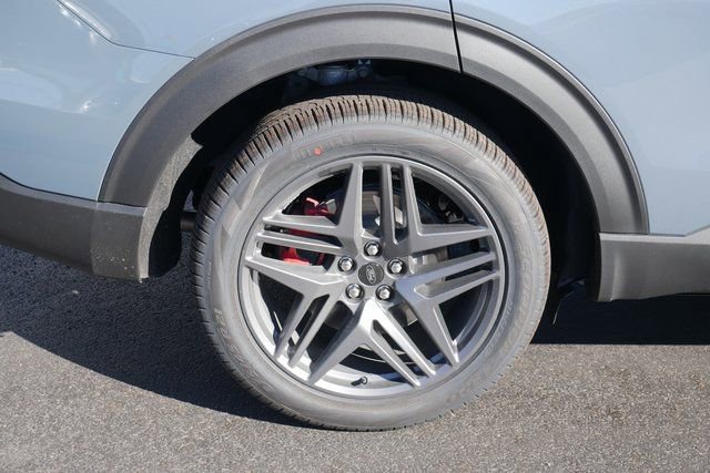 New 2026 Ford Explorer ST-Line w/ ST-Line Street Pack image 14