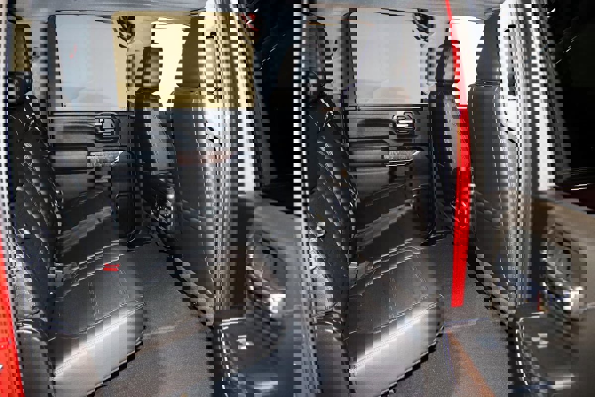 Used 2022 GMC Sierra 3500 Denali w/ Denali Ultimate Package image 75