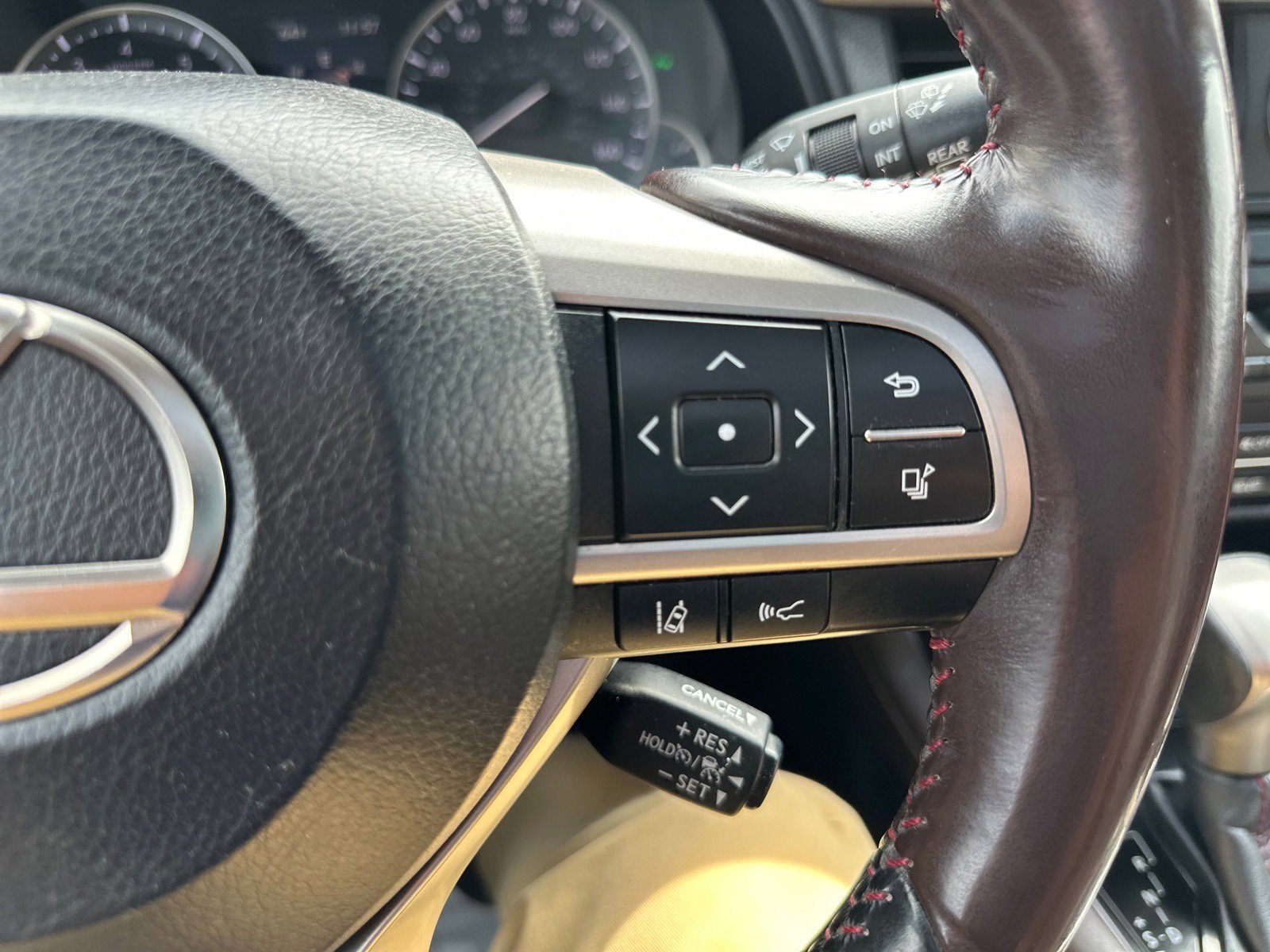 Used 2016 Lexus RX 350 AWD w/ Premium Package image 30