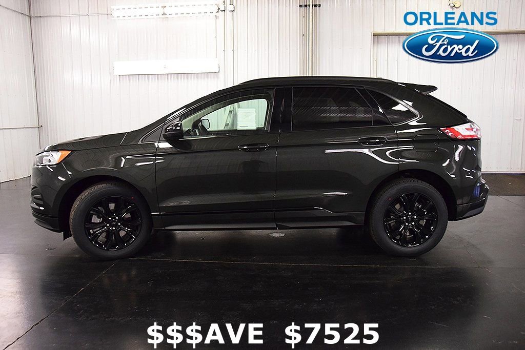 New 2024 Ford Edge SE w/ Black Appearance Package image 4