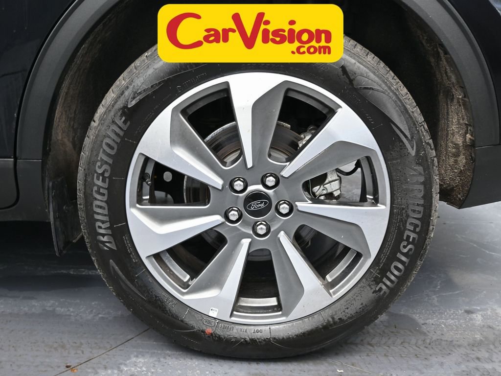 Used 2025 Ford Escape Platinum image 12