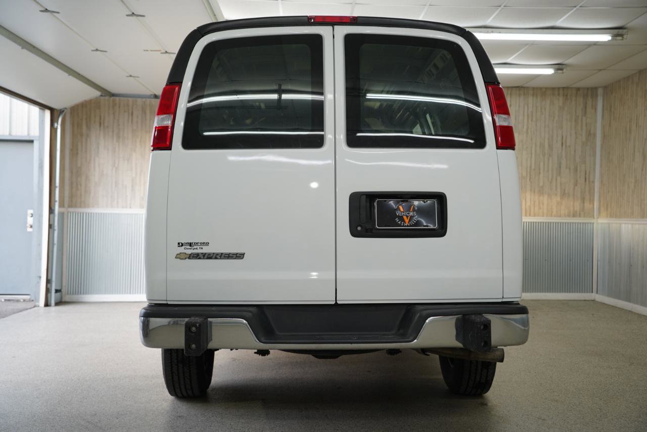 Used 2023 Chevrolet Express 2500 w/ Driver Convenience Package image 9