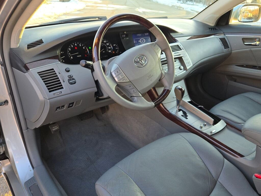 Used 2008 Toyota Avalon XL image 18