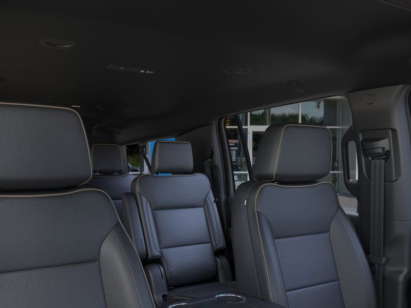 New 2025 Chevrolet Suburban Premier image 24