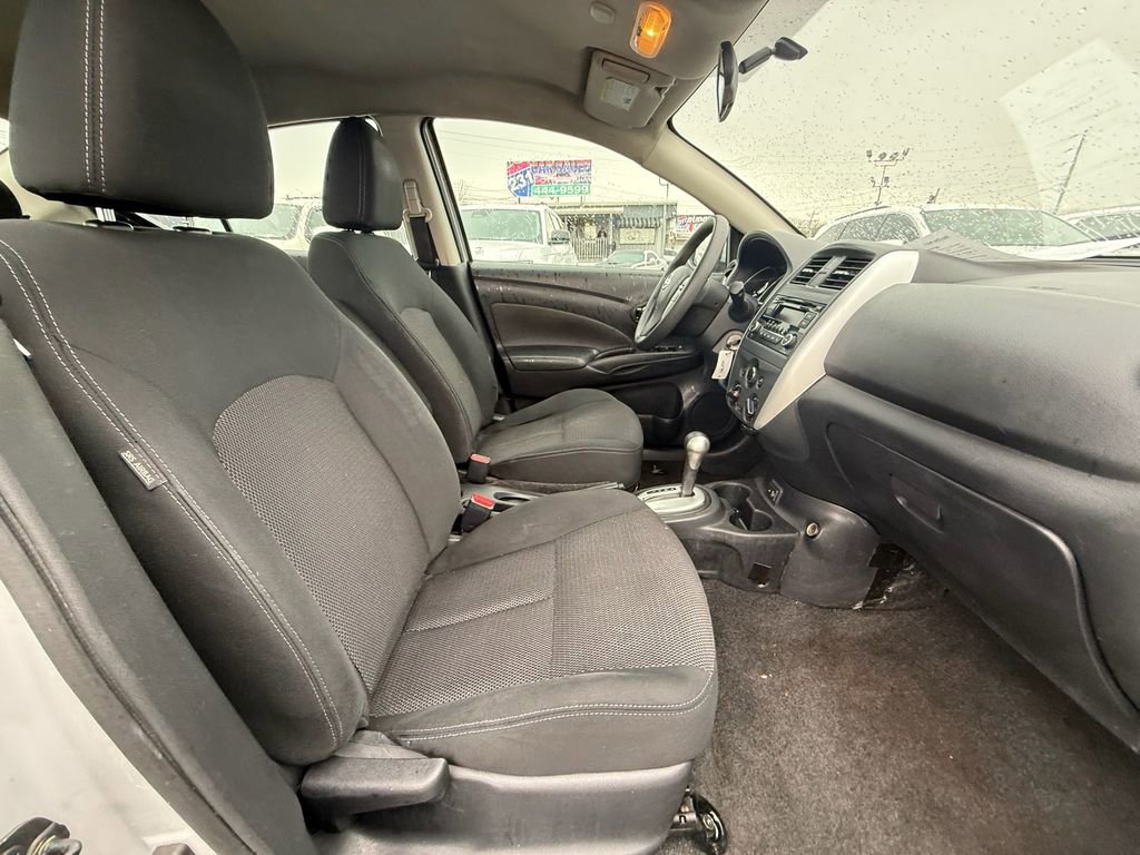 Used 2017 Nissan Versa SV image 22