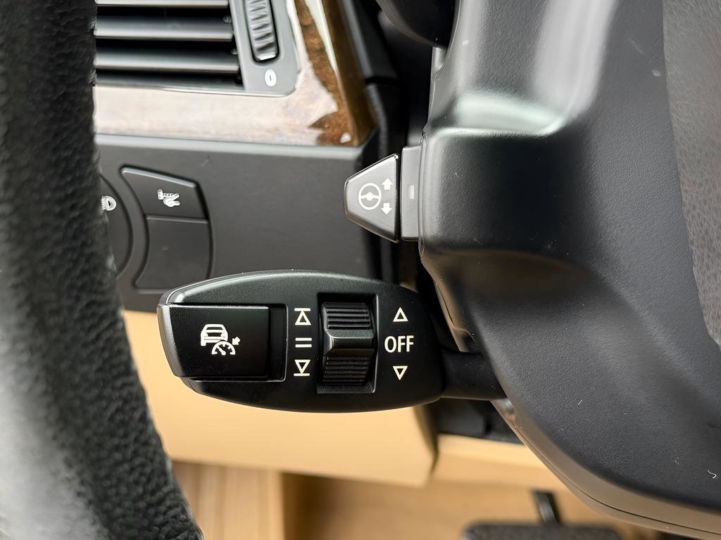 Used 2005 BMW 545i Sedan image 42