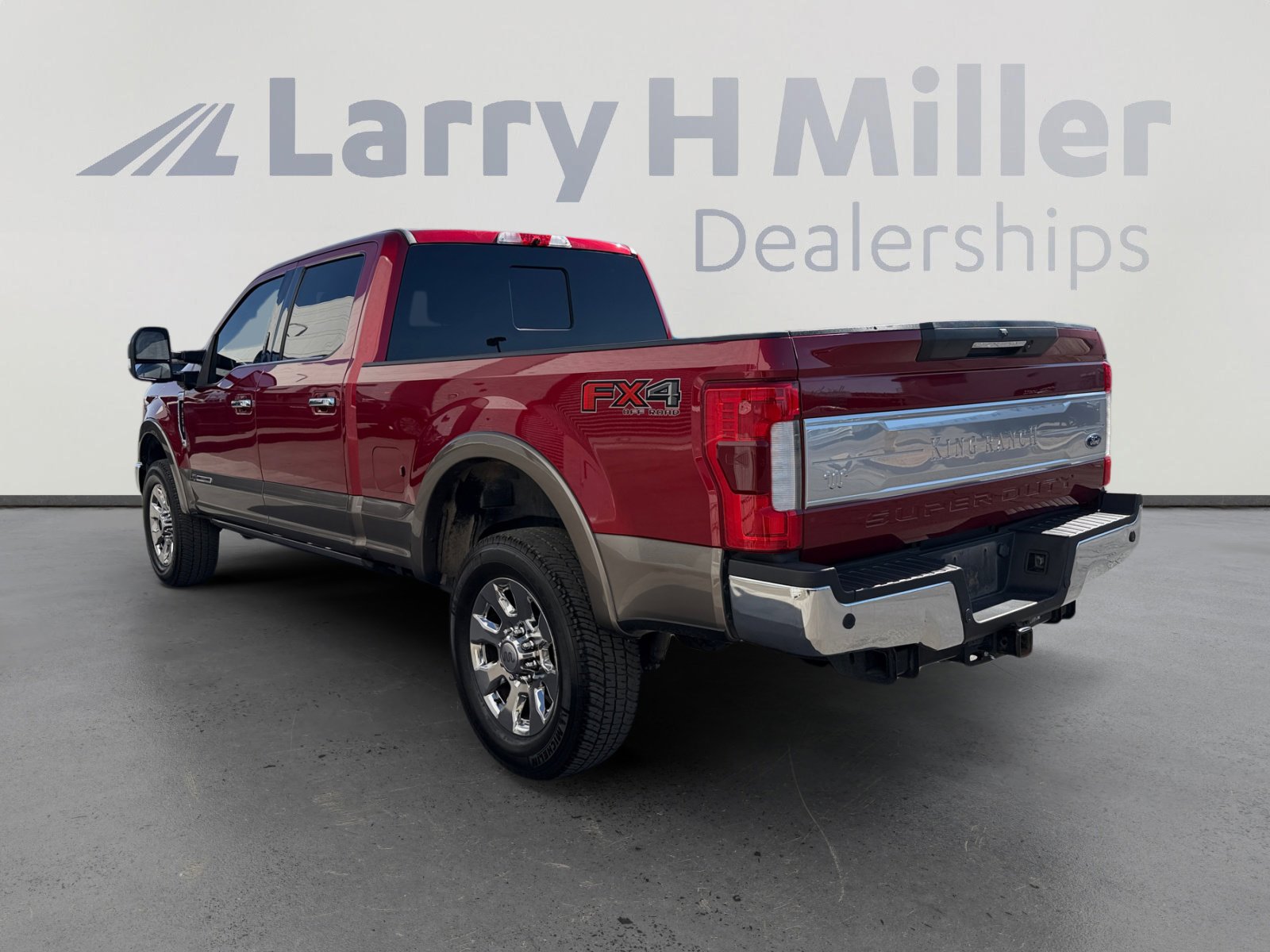 Used 2019 Ford F250 King Ranch w/ King Ranch Ultimate Package AWD/4WD image 3