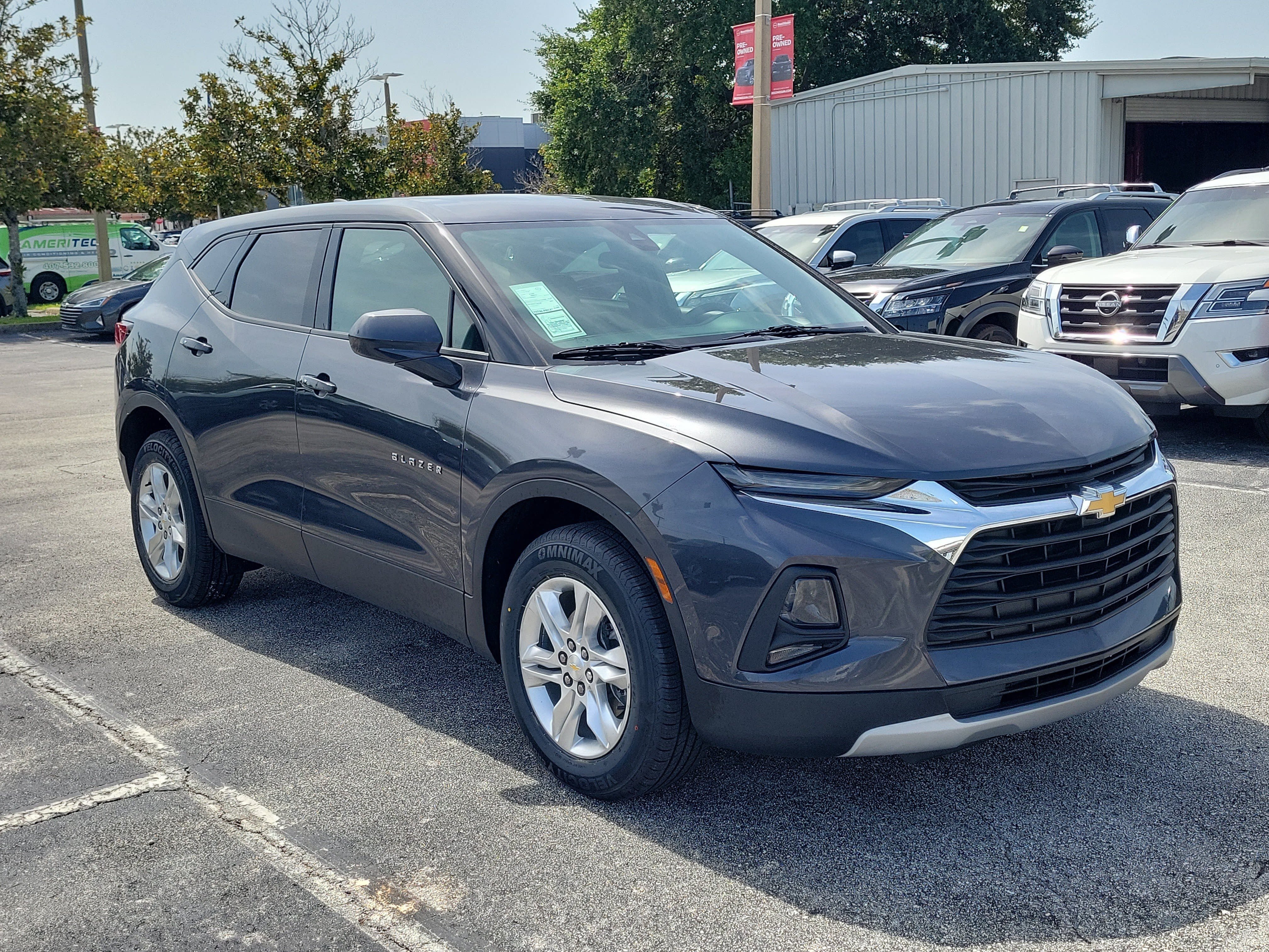 Used 2022 Chevrolet Blazer LT FWD image 3