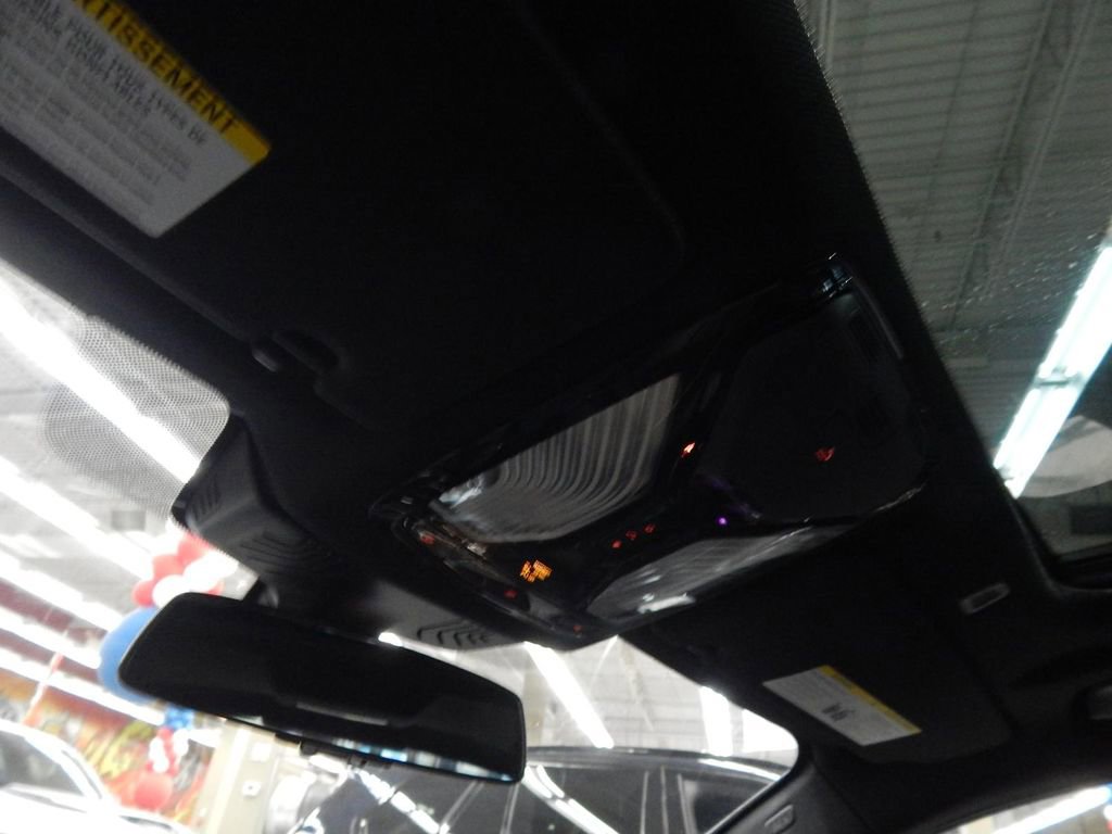 Used 2020 BMW 540i xDrive w/ M Sport Package image 26