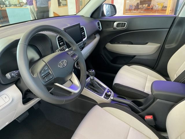 New 2026 Hyundai Venue SEL image 3