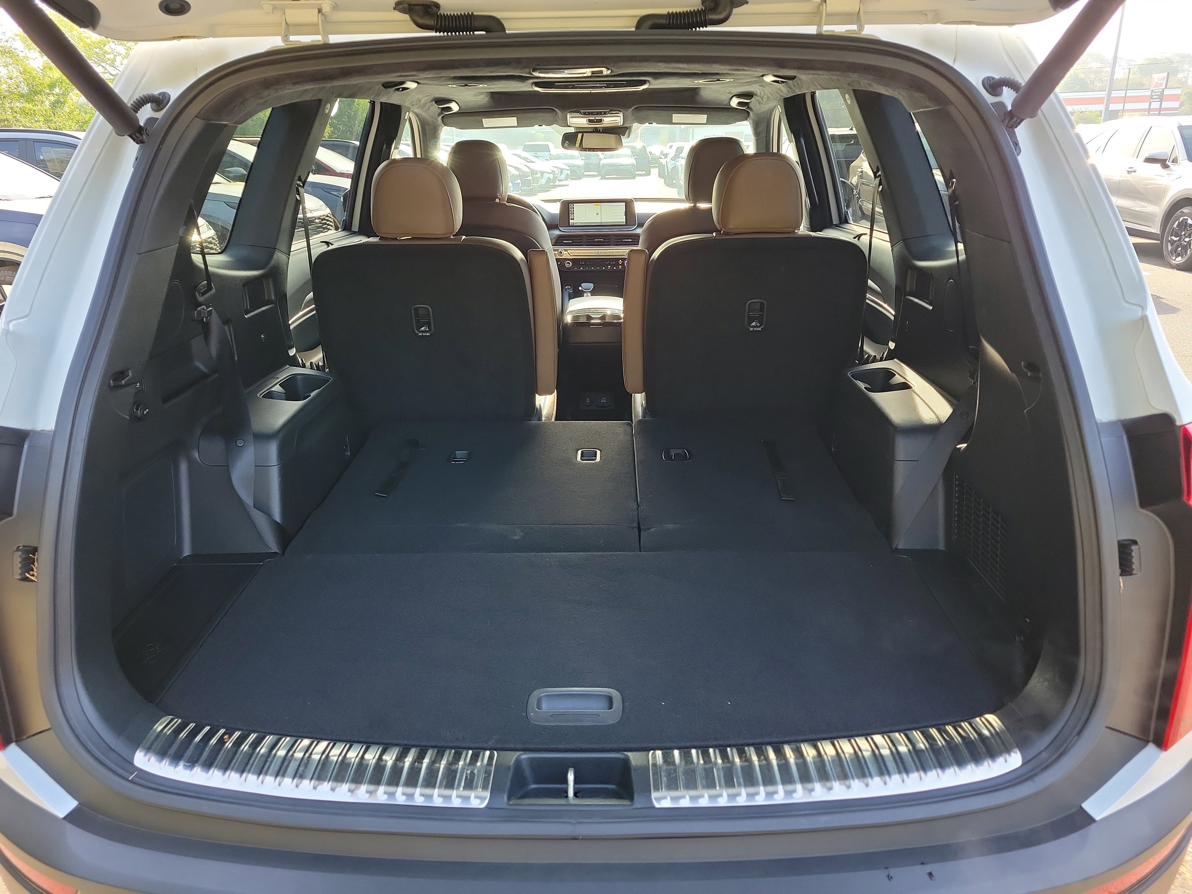 Used 2021 Kia Telluride SX w/ SX Prestige Package image 14