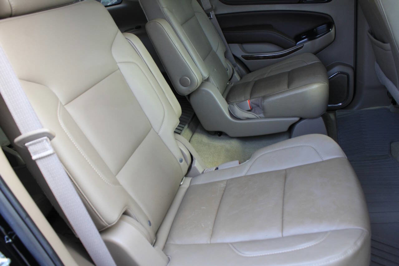 Used 2016 Chevrolet Tahoe LT w/ LT Signature Package image 18