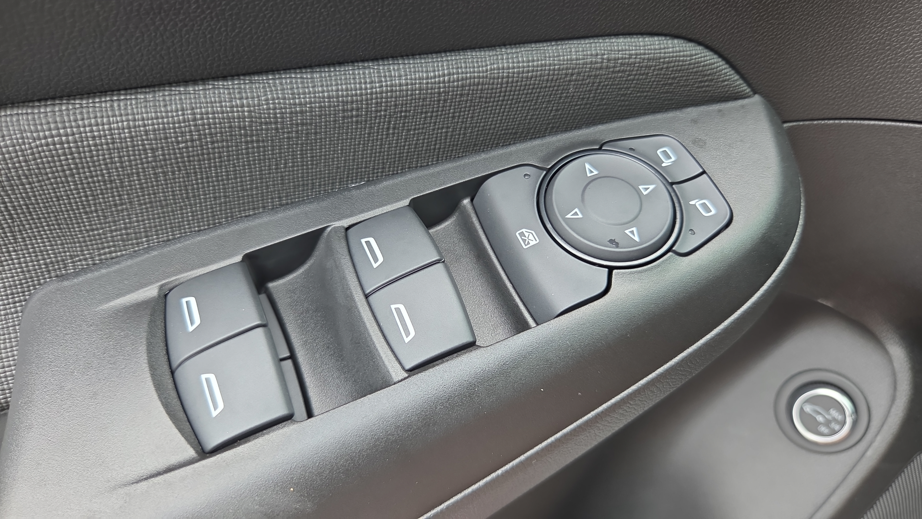 New 2026 Buick Envista Sport Touring w/ Convenience I Package FWD image 28
