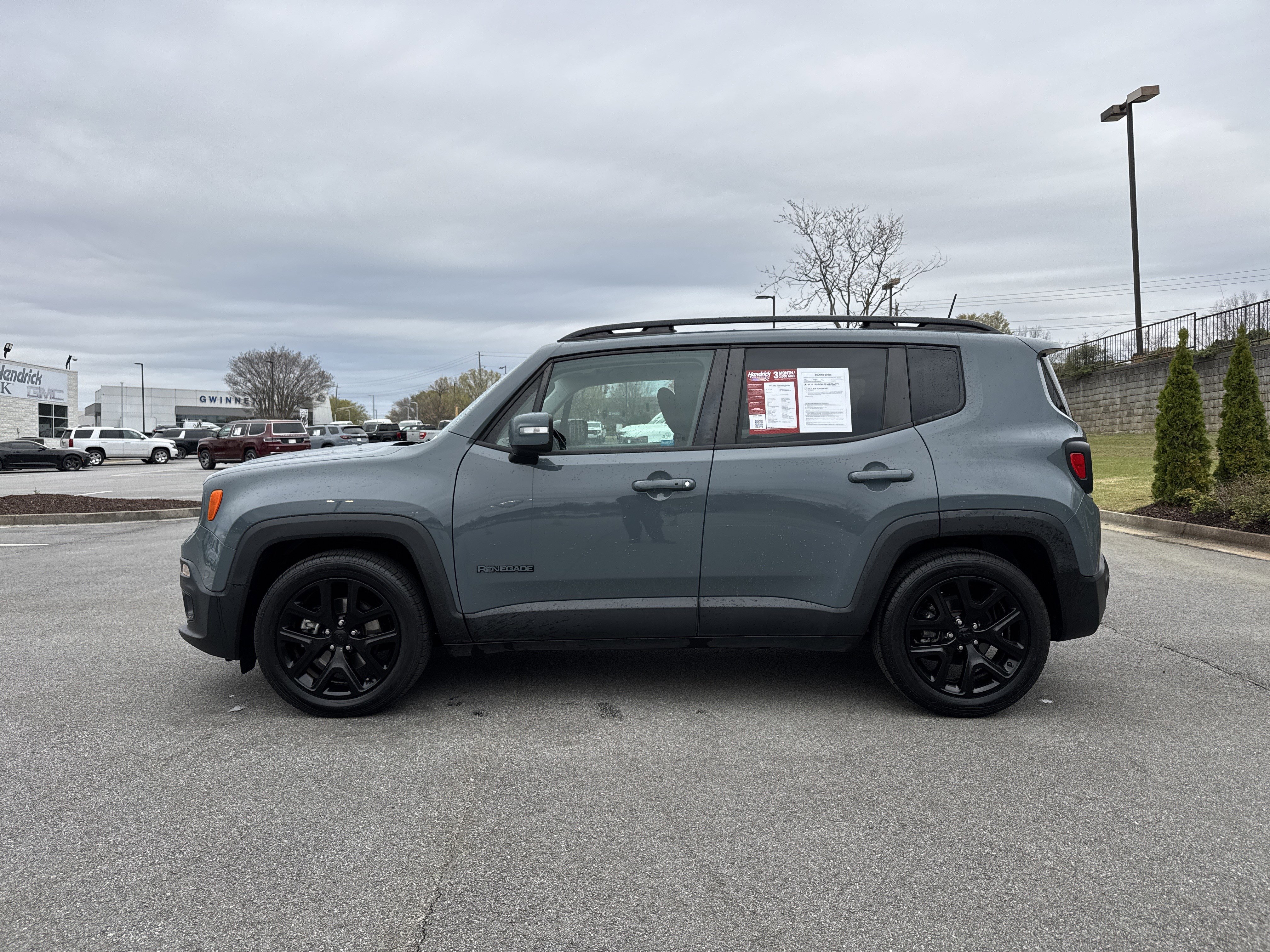 Used 2018 Jeep Renegade Altitude image 7
