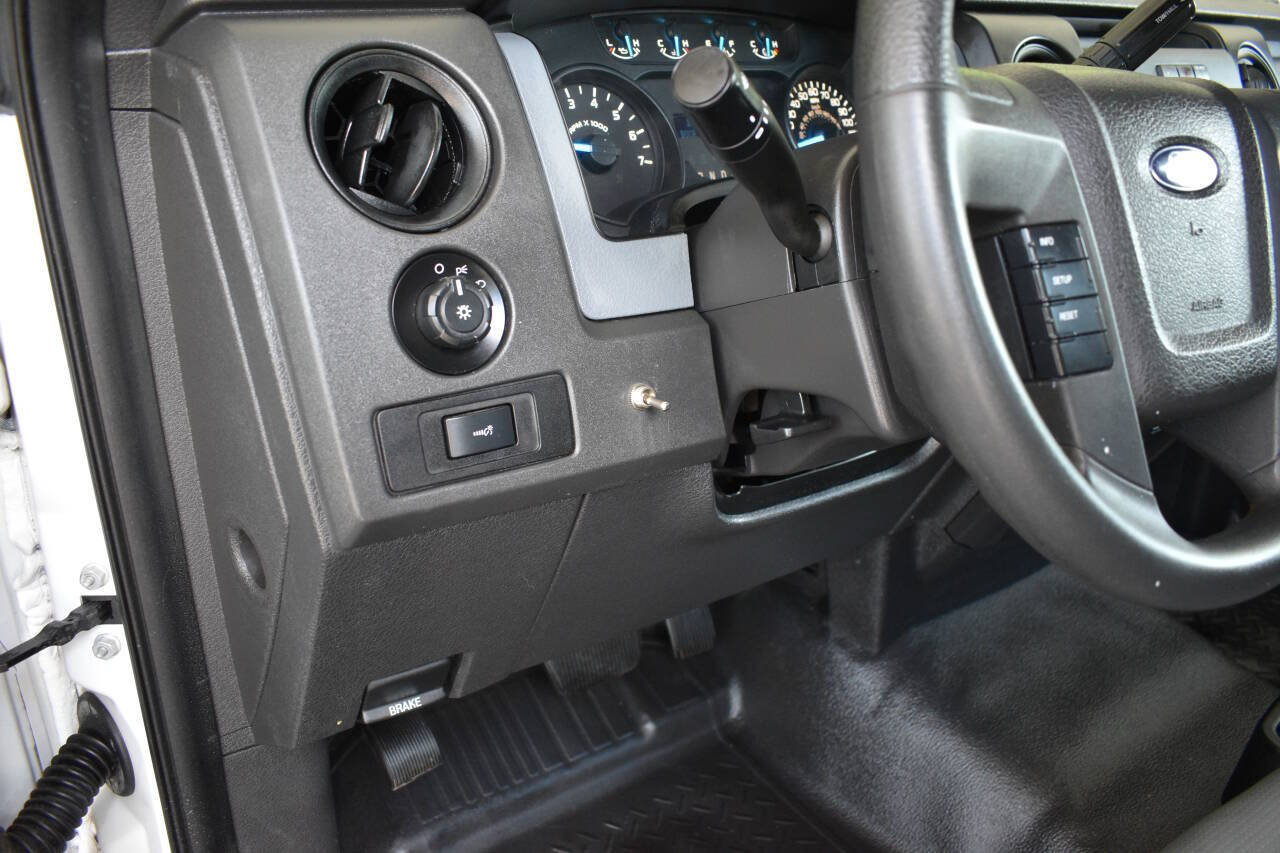 Used 2013 Ford F150 XL w/ Trailer Tow Pkg RWD image 13