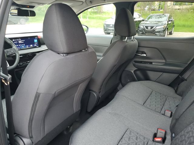 New 2026 Nissan Kicks SV w/ Cold Weather Package FWD image 25