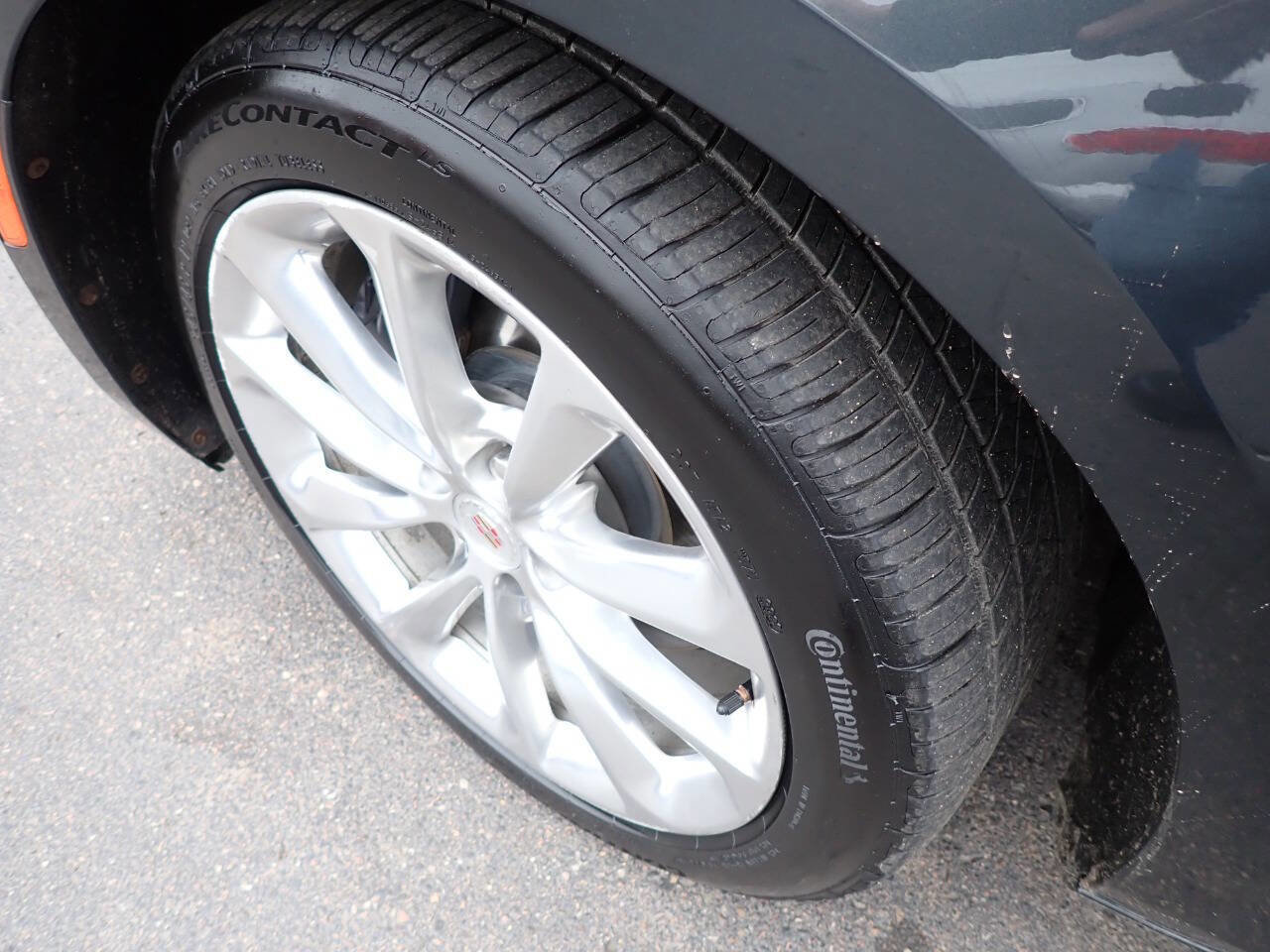 Used 2013 Cadillac XTS Luxury w/ Driver Awareness Package AWD/4WD image 13