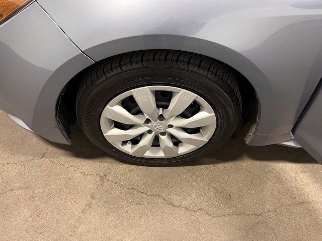 Used 2023 Toyota Corolla LE image 29