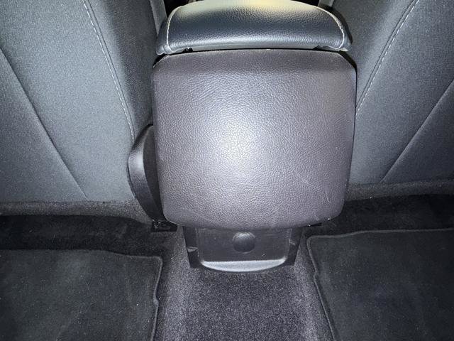 Used 2017 Ford Fusion SE FWD image 21