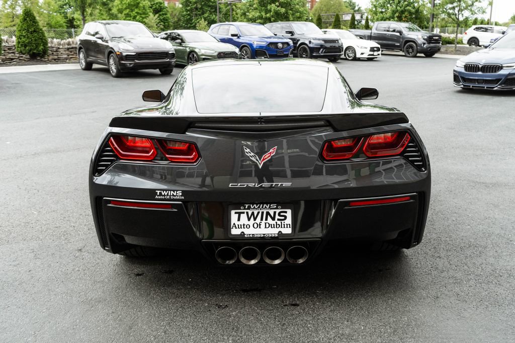 Used 2019 Chevrolet Corvette Stingray Coupe w/ Carbon Flash Badge Package RWD image 32
