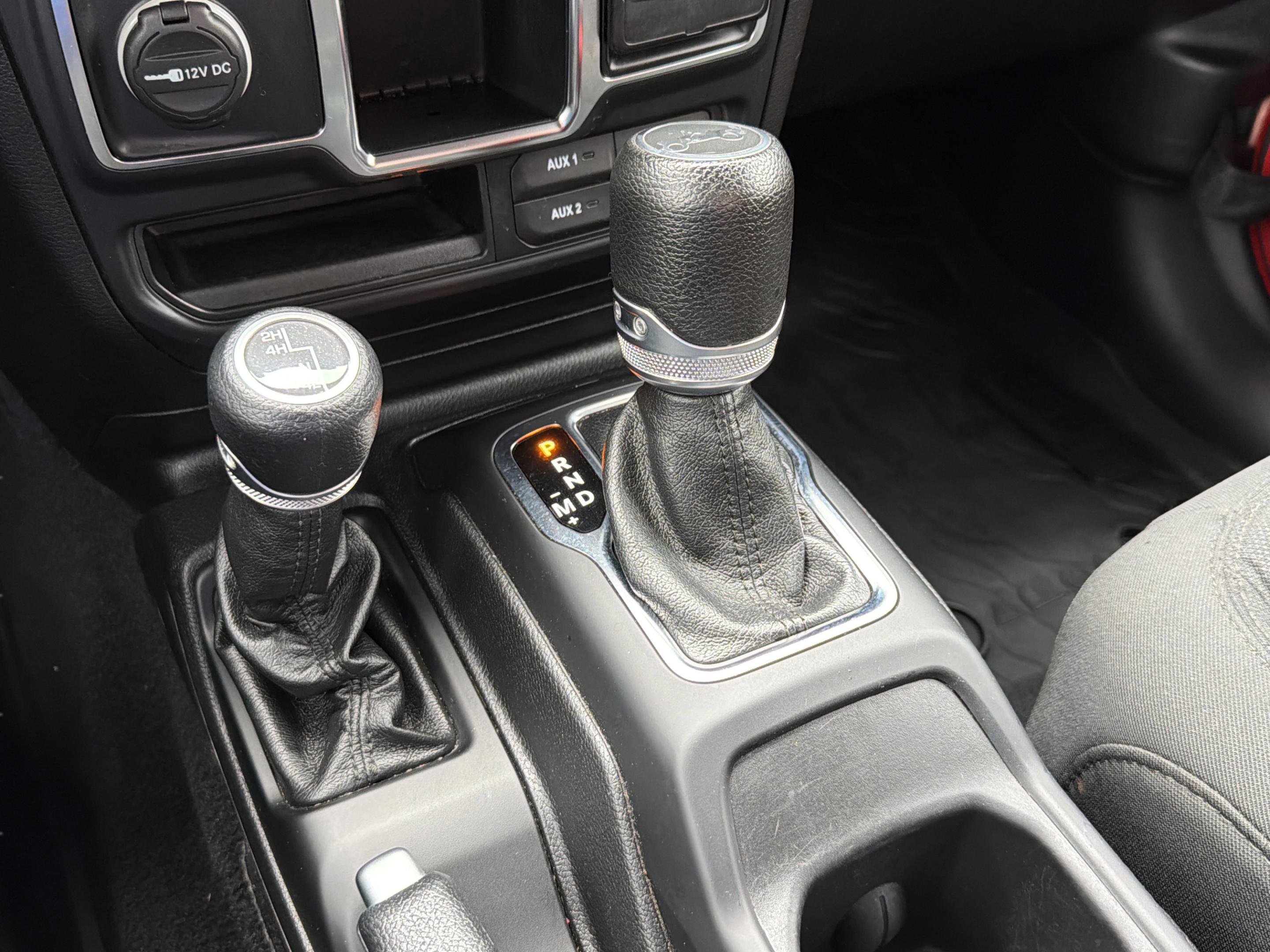 Used 2019 Jeep Wrangler Sport image 19