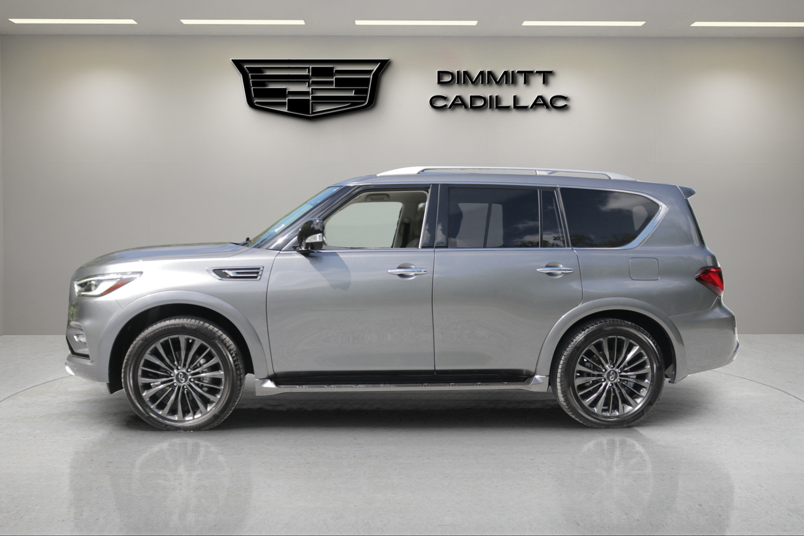 Used 2021 INFINITI QX80 Premium Select w/ Cargo Package RWD image 8