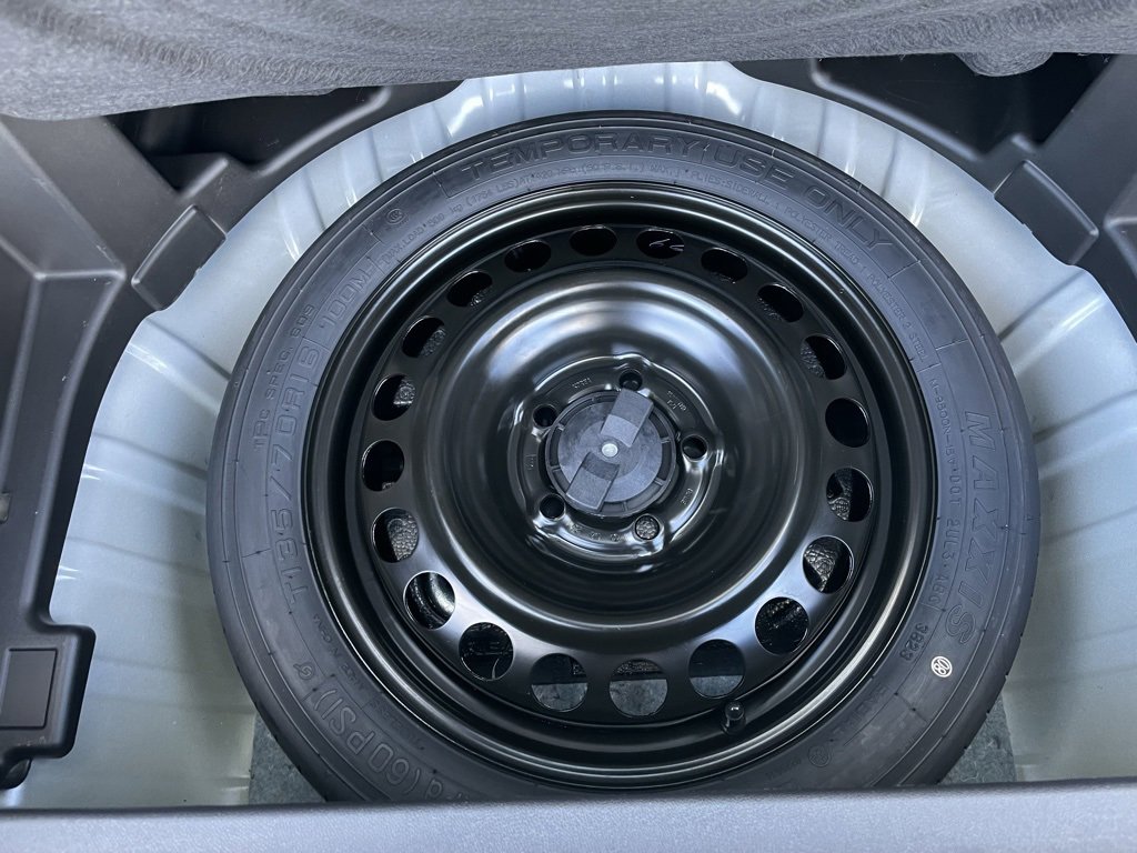 Used 2024 Chevrolet Equinox LT image 32