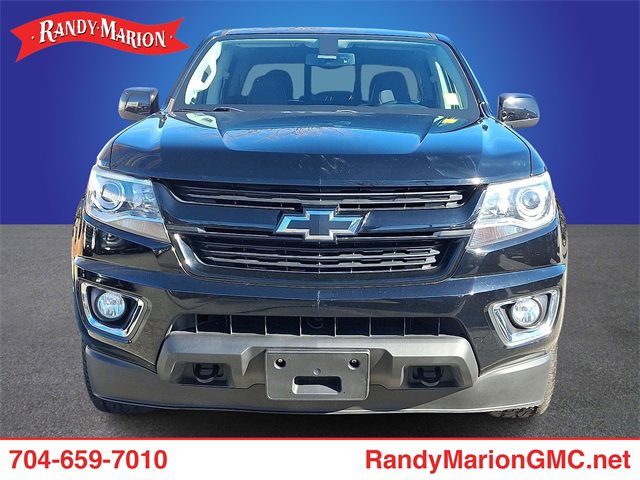 Used 2019 Chevrolet Colorado Z71 w/ Z71 Midnight Edition image 2