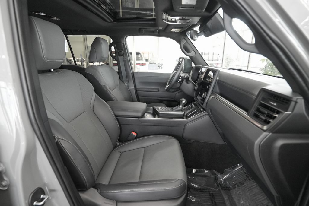 Certified 2026 Lexus GX 550 w/ Accessory Package (2T) AWD/4WD image 15