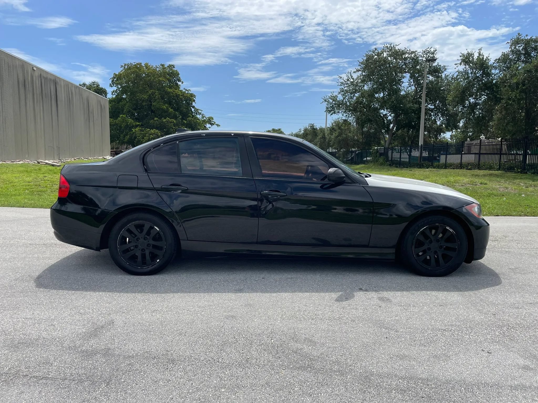 Used 2007 BMW 328i Sedan RWD image 5