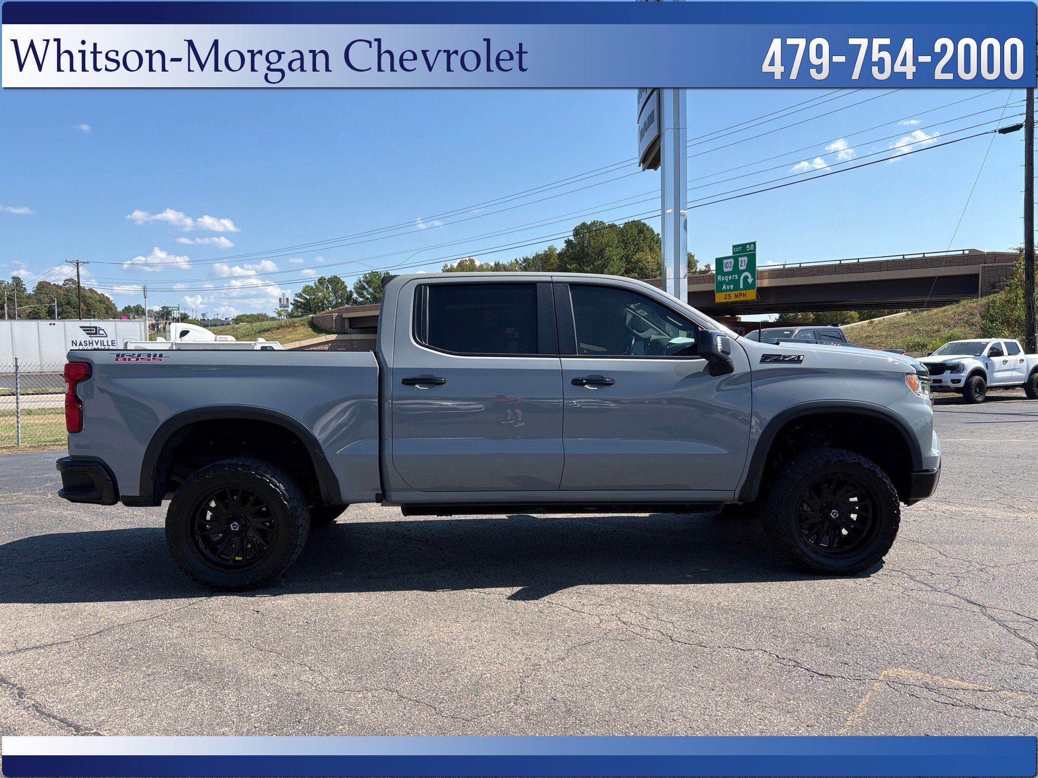 Used 2024 Chevrolet Silverado 1500 LT Trail Boss w/ Convenience Package II AWD/4WD image 5